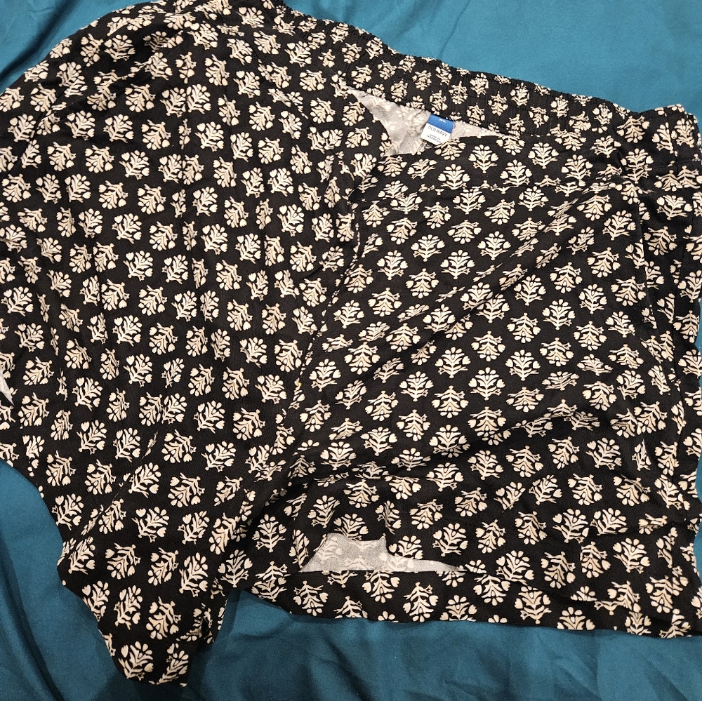 Old Navy Playa Shorts